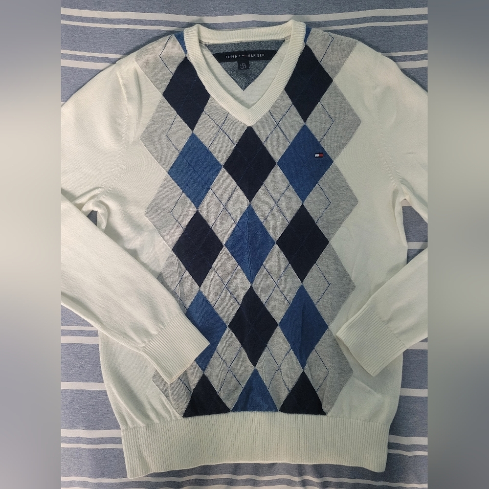 Tommy Hilfiger argyle classic V-neck long sleeve navy and white sweater